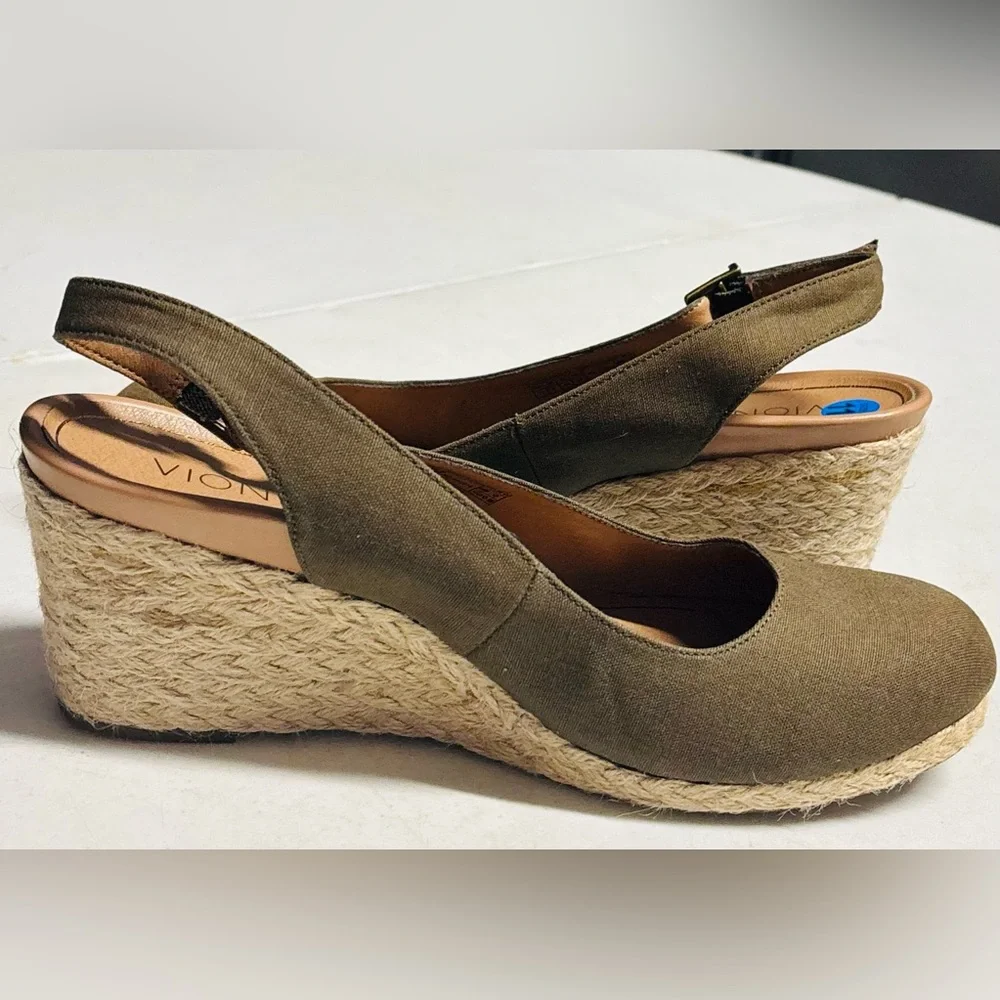 Vionic Coralina Size 11 Olive Espadrille Wedge Heel Slingback Sandal Casual Work